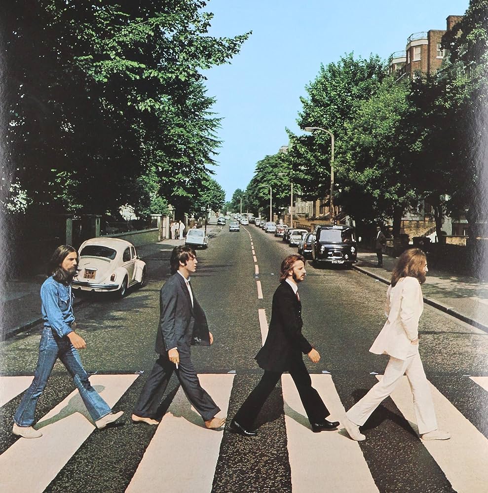 Famosa imagem dos Beatles atravessando a Abbey Road