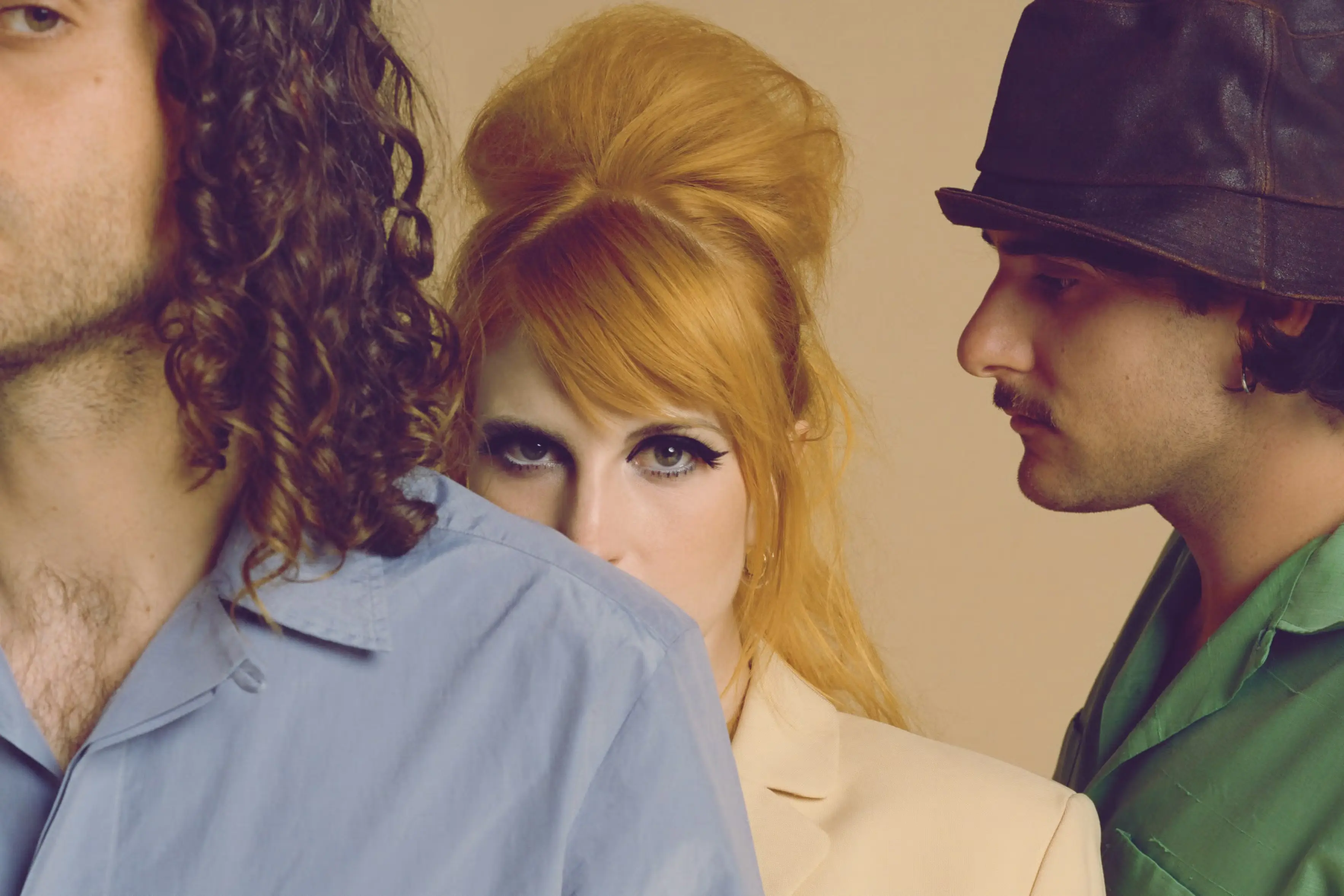 Imagem da banda Paramore em show